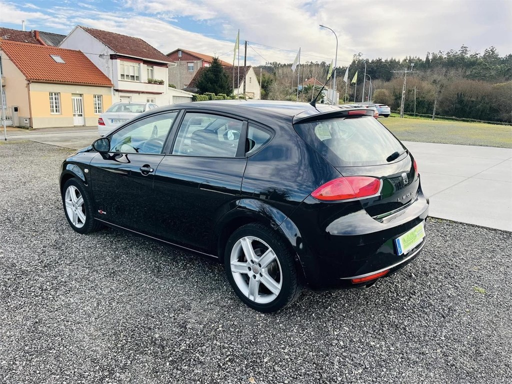 Foto 4 SEAT LEON 1.6 TDI COPA REFERENCE